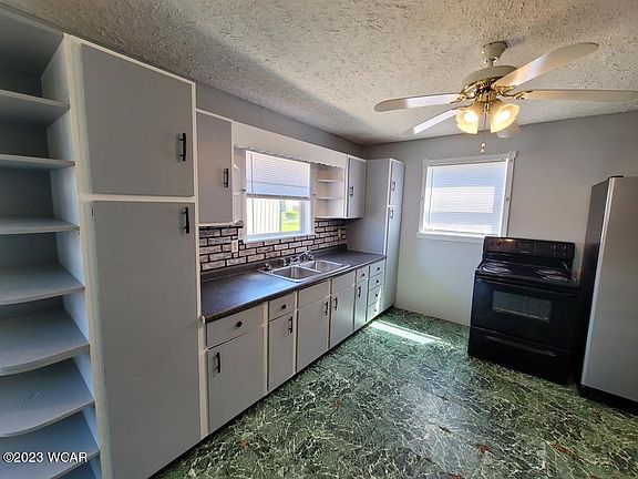 3rd image of 410 Gilmore St