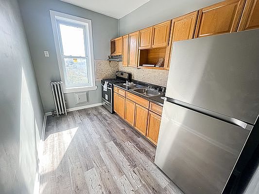 3rd image of 9314 Avenue B Floor 2