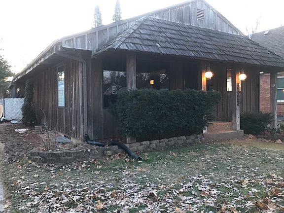 2nd image of 5423 Garden Plain Ave