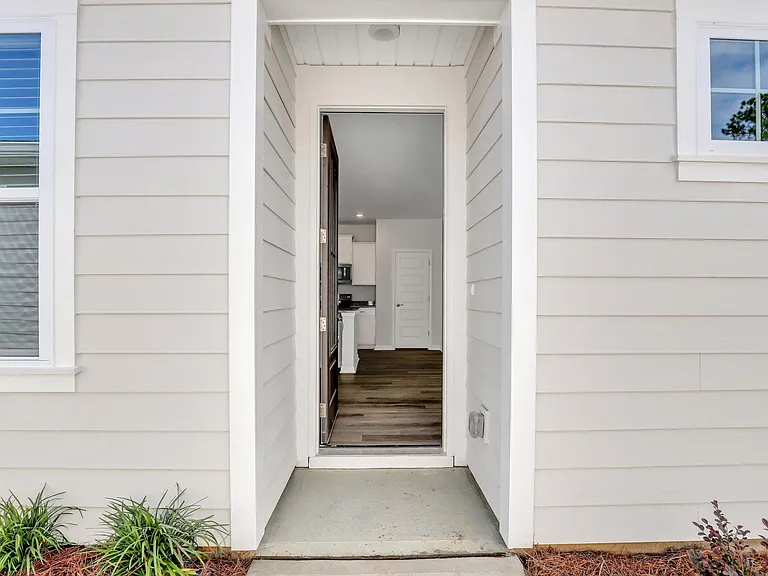 155 Holloway Hl — Photo 5
