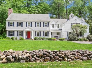 570-11 O'Clock Rd, Fairfield, CT 06824