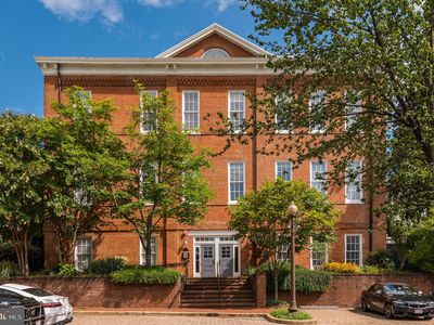 2735 Olive St NW APT 4, Washington, DC, 20007