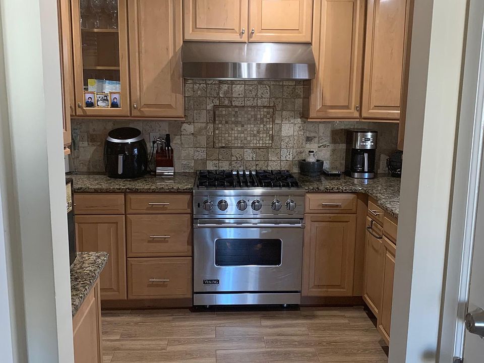 1st image of 243-48 72nd Ave Floor 1