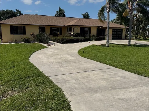 13513 Marquette Blvd, Fort Myers, FL 33905