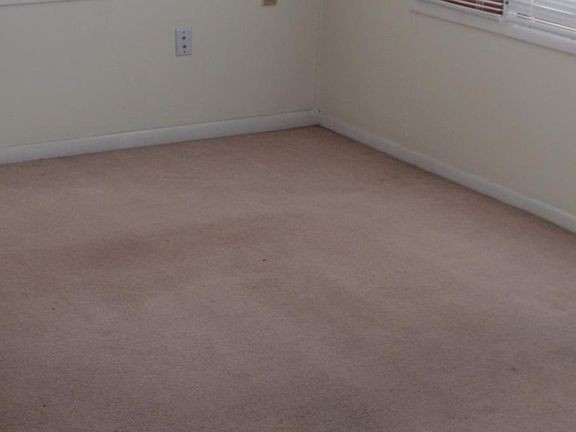 2nd image of 407 W Roosevelt St