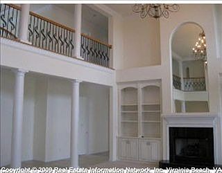 3rd image of 4065 Estates Ln