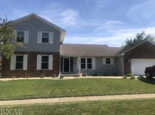 502 Lake Shore Dr, Bloomington, IL