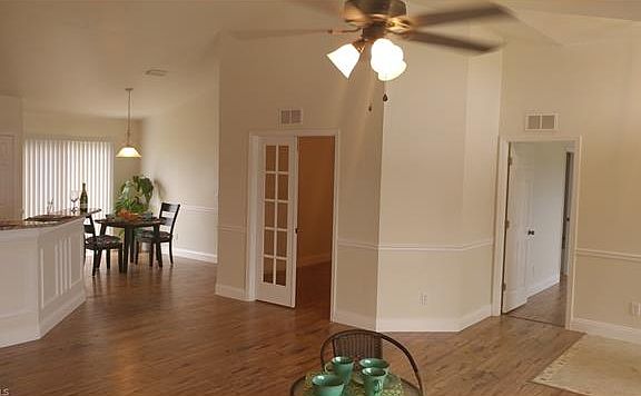 4th image of 2516 NW 7th Pl