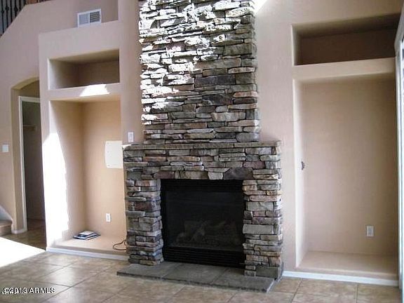 4th image of 44375 W Palmen Dr