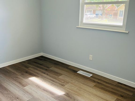 5th image of 114 Meadows Ct
