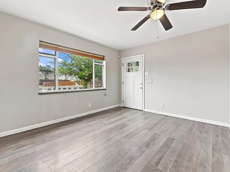 3259 N Adams St — Photo 4