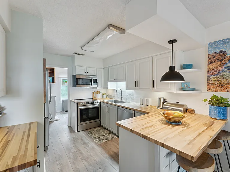 2600 Dogwood Ave #5 — Photo 14