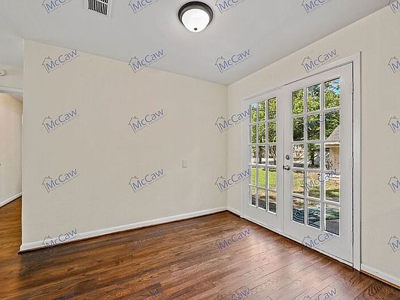 5th image of 10407 Desdemona Dr