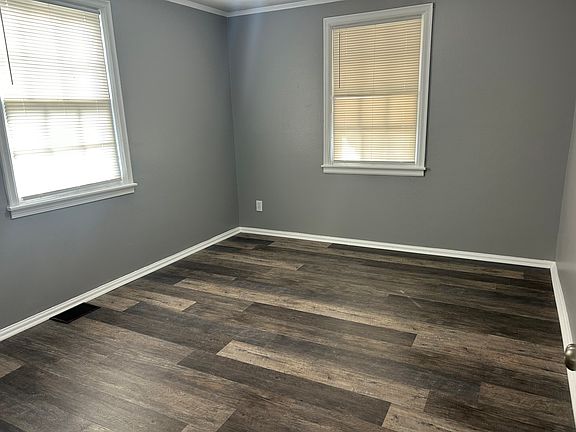 4th image of 2119 McKinley Ave