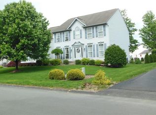 112 Neshannock Trails Dr, New Castle, PA