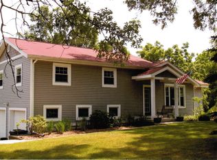 3420 Jasper Woods Trl NE, Grand Rapids, MI 49525