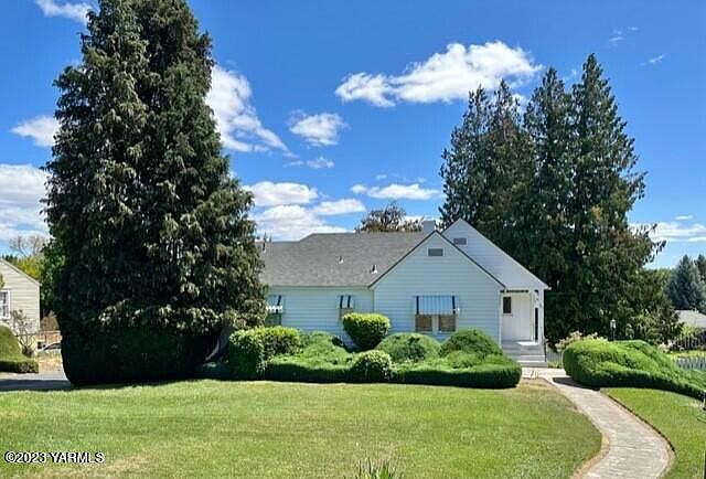 1st image of 721 S 32nd Ave