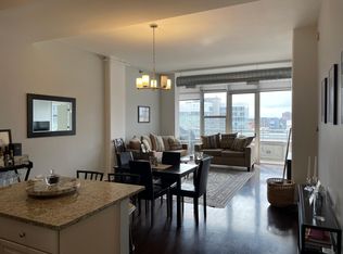 901 W Madison St #P-99, Chicago, IL 60607