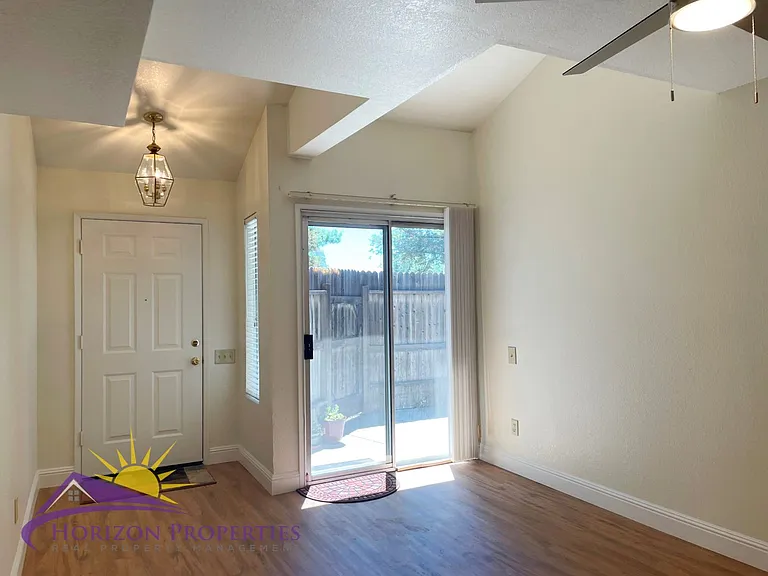 4269 Taylor St — Photo 3