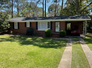 106 Donaldson St, Tifton, GA 31794