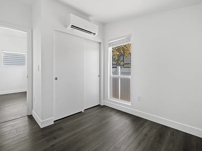 422-426.5 San Pascual Ave #&-6700-6712 — Photo 9
