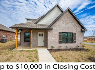 4405 SW Pawhuska St, Bentonville, AR 72713