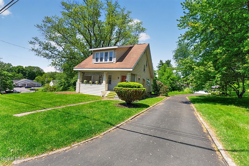 3rd image of 11 Orchard Terrace