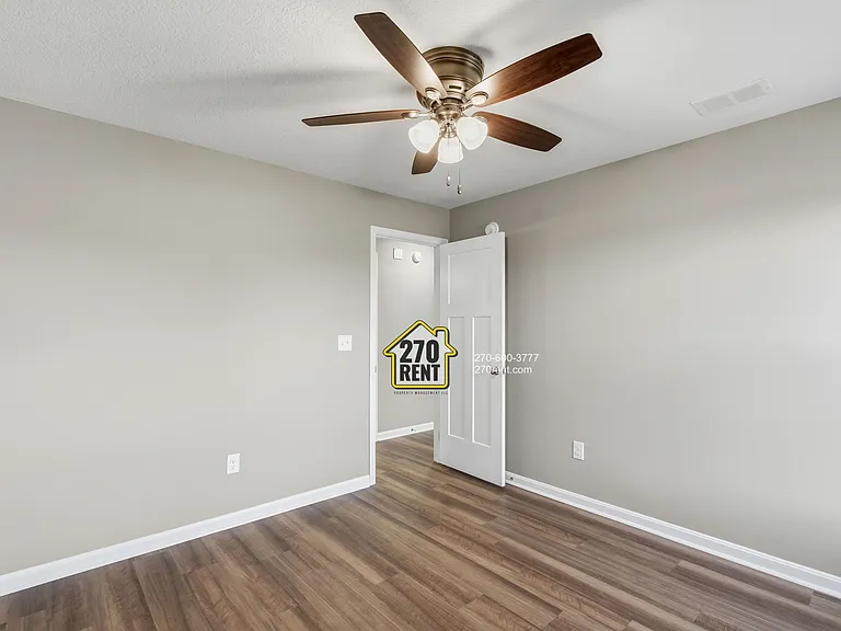 15 Paislynne Ct — Photo 29
