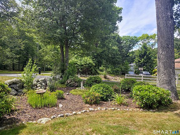 5th image of 279 Gales Ferry Road