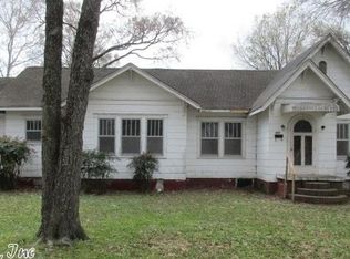 601 S Wood St, Stuttgart, AR 72160