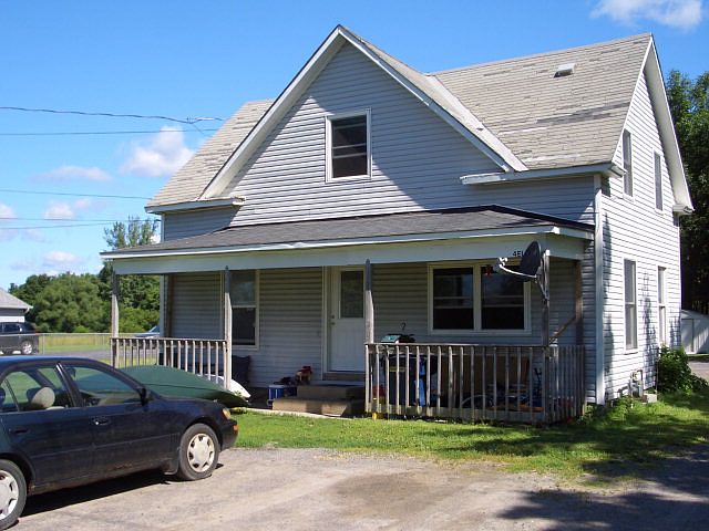 2nd image of 4 Elm St