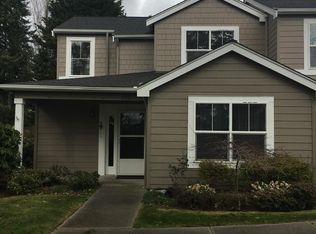 1220 Weaver Rd NW #10, Bainbridge Island, WA 98110