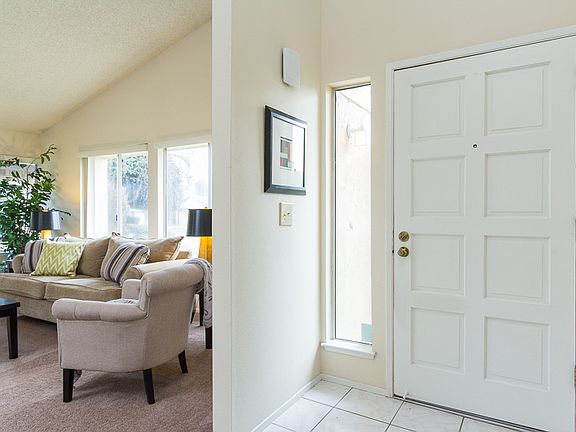 3rd image of 8981 Park Meadows Dr