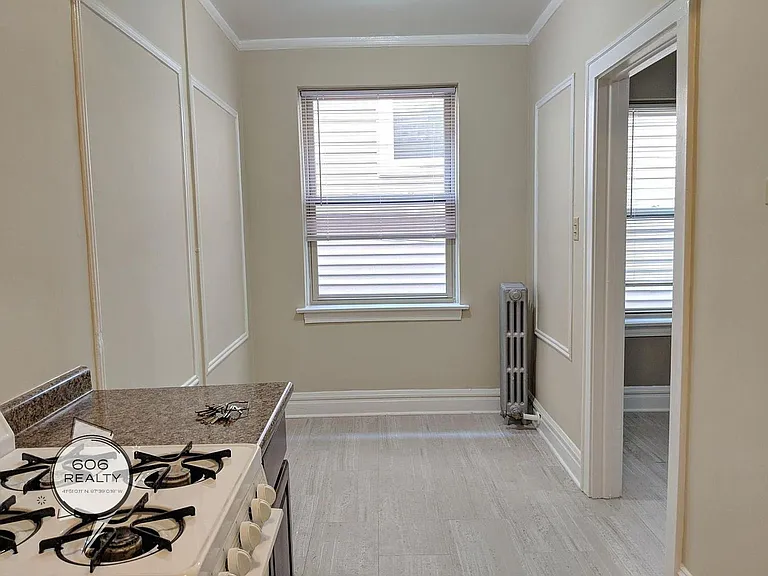 3118-20 S Oak Park Ave — Photo 26