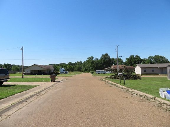5th image of 2714 Red Haven Dr