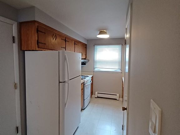 2nd image of 11904 Greenwood Ave #1W