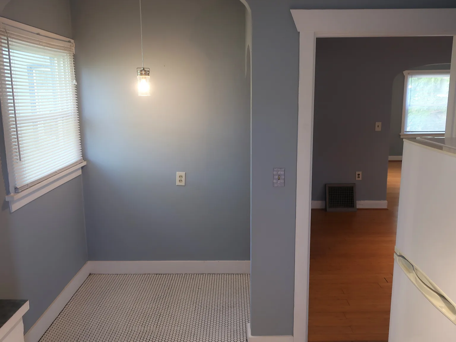 1 bed, 812 sqft, $1,525 — Photo 4
