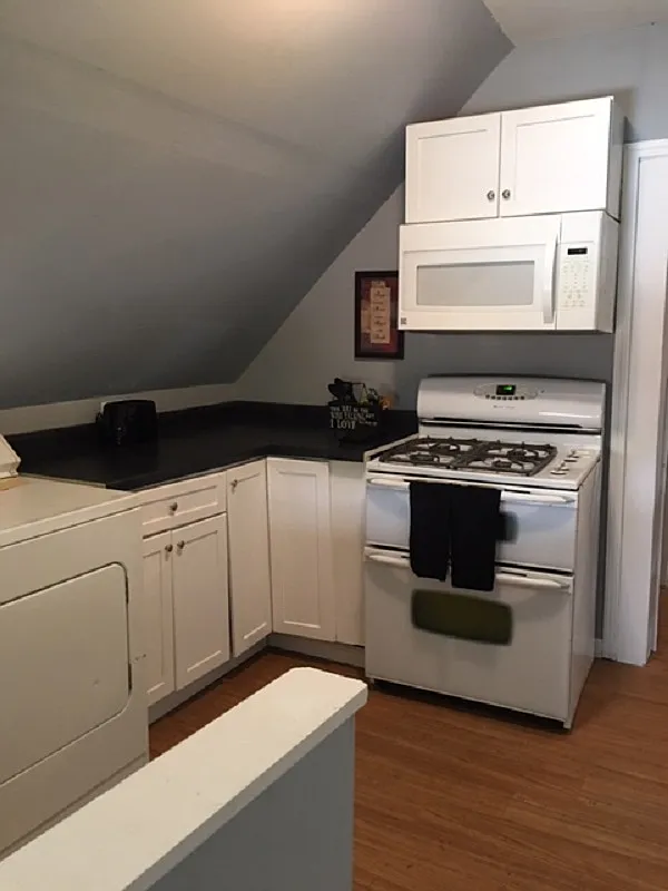 2 bed, 900 sqft, $1,500 — Photo 4