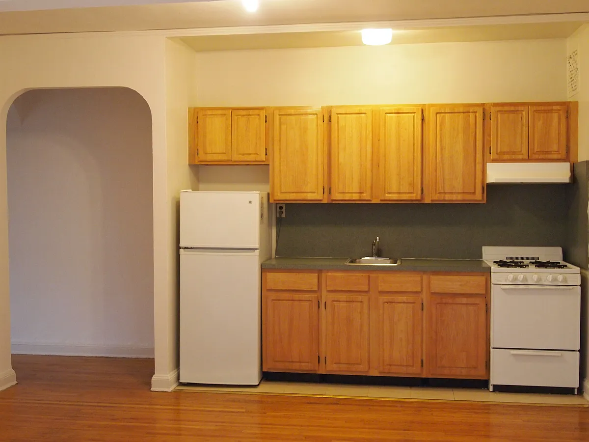 Building Photo - 83-02 Cornish Ave #6F