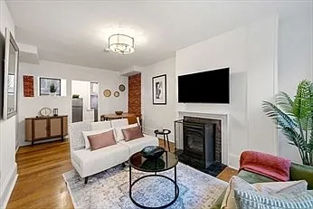 102 Revere St #1 — Photo 1