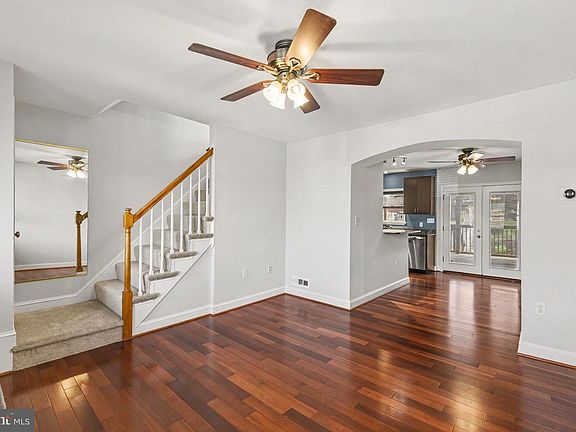 3rd image of 7039 Eastbrook Ave