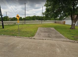 Ambrose St, Houston, TX 77045