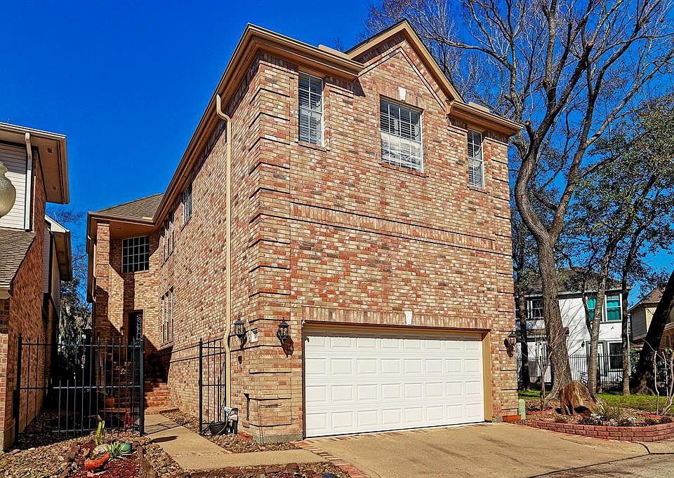 1st image of 12802 Park Royal Dr