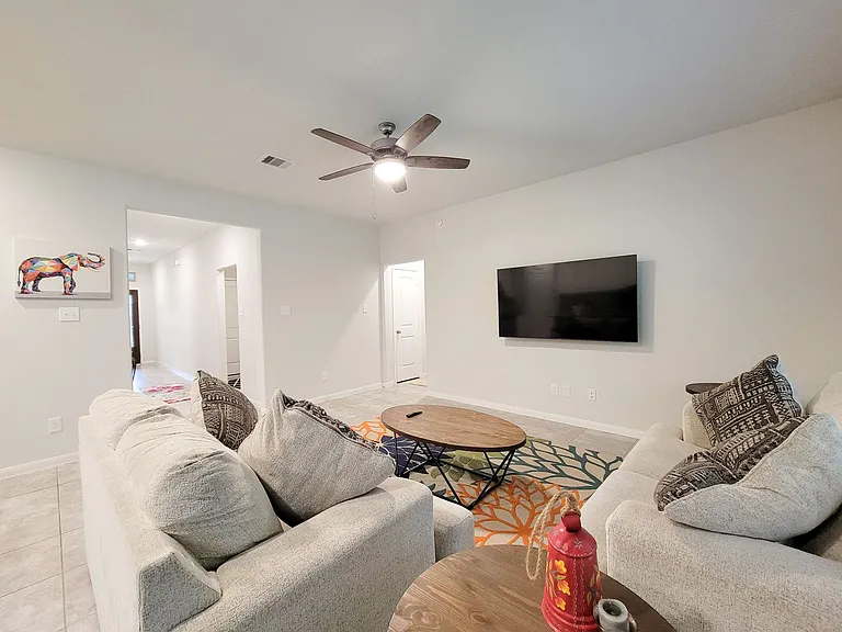 6523 Fiddlewood Thicket Ln — Photo 12