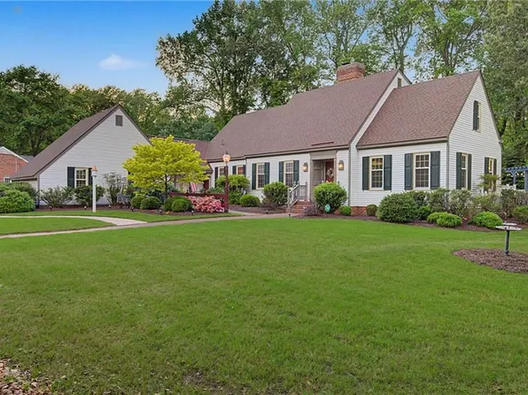 4141 Belvedere Dr, Chesapeake, VA 23321