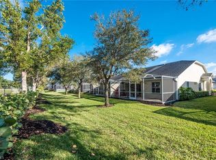 8579 Ibis Cove Cir #M-650, Naples, FL 34119