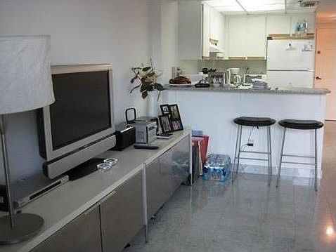 1st image of 540 Brickell Key Dr APT 913