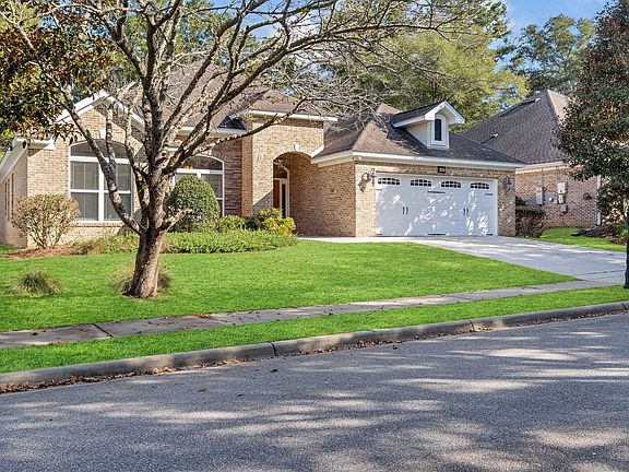 2nd image of 4987 Hollystone Ln