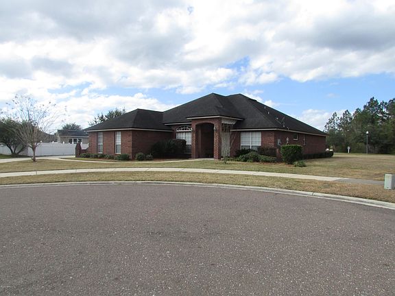 3rd image of 1508 Tralee Ct N