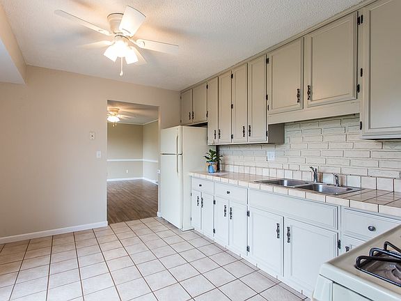 5th image of 552 Maitland Dr